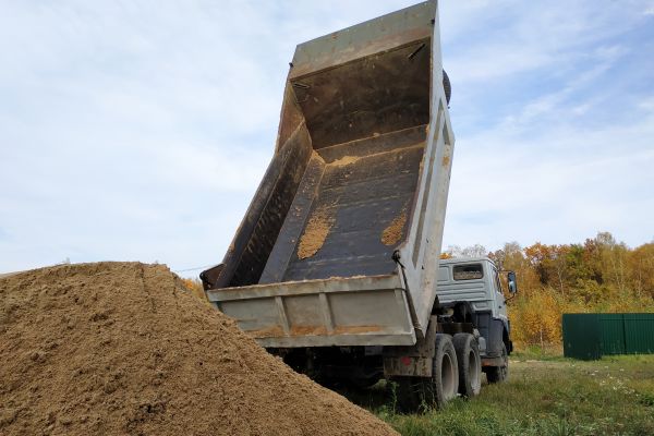 Topsoil Delivery in Pewaukee